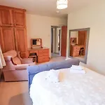 Ghyll Bank House בית נופש *